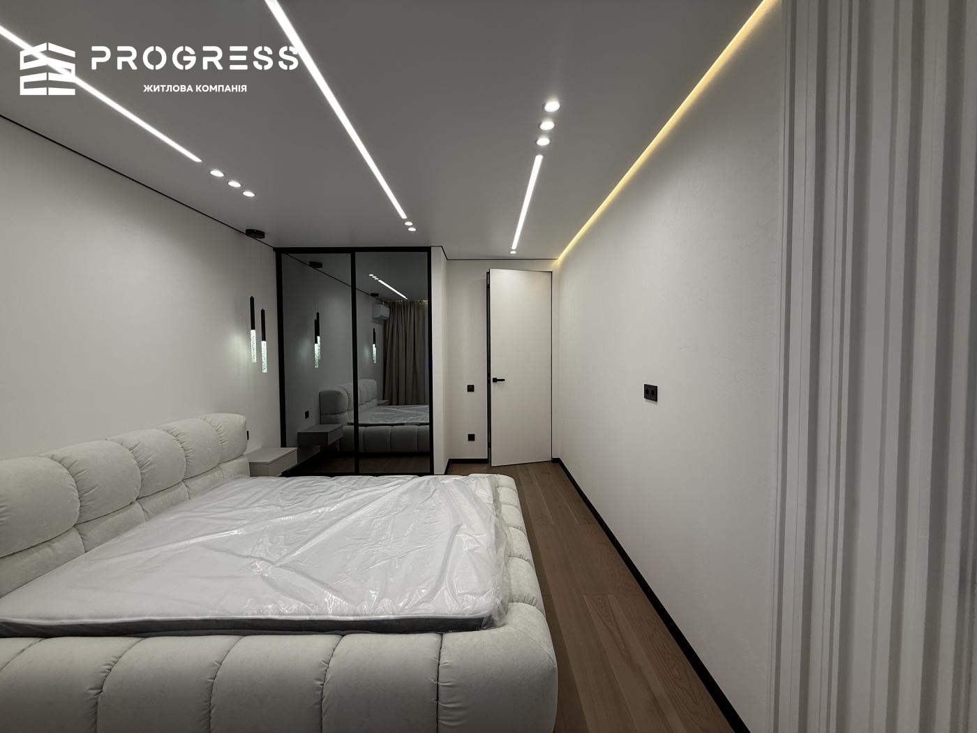 Sale of a 3-room apartment in the RC "Manhattan Up" with a pool on the roof - 12