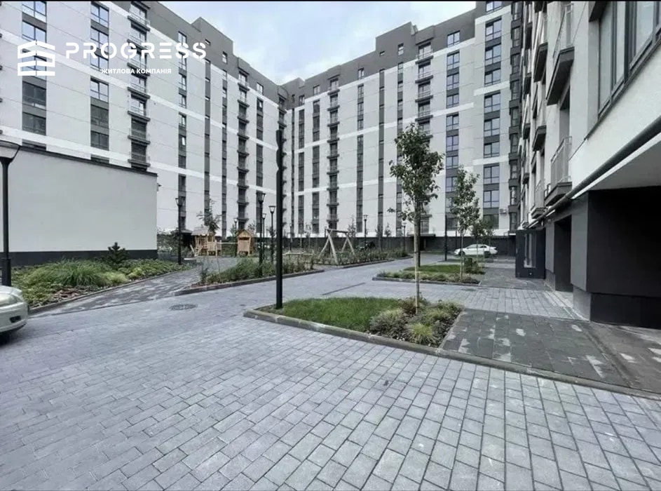 For sale is a 2-room apartment in the Kozatskyi residential complex - 8