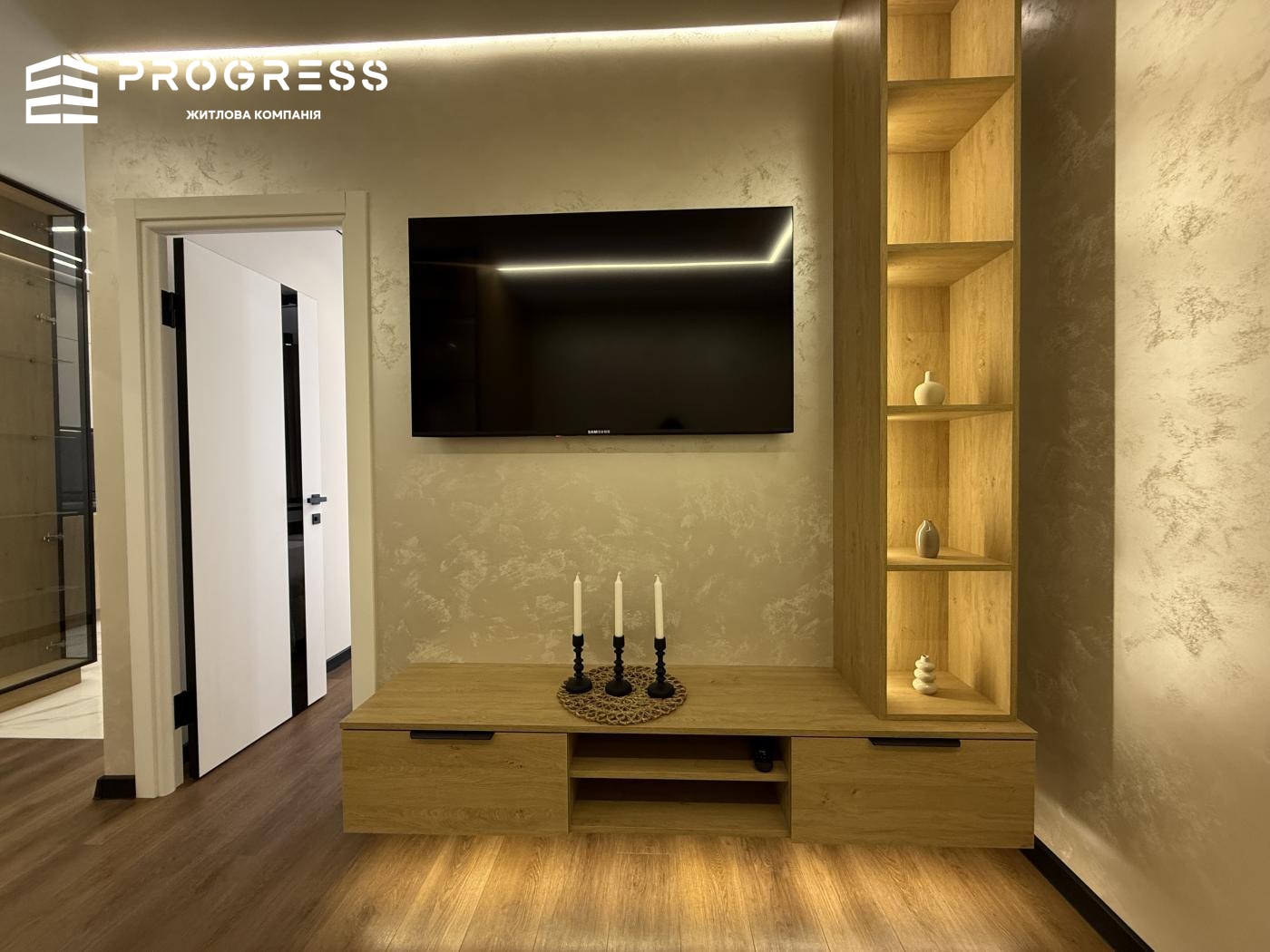 Sale of a 1.5-room apartment in the Knyahynyn residential complex with a view of the Alley. City center - 15