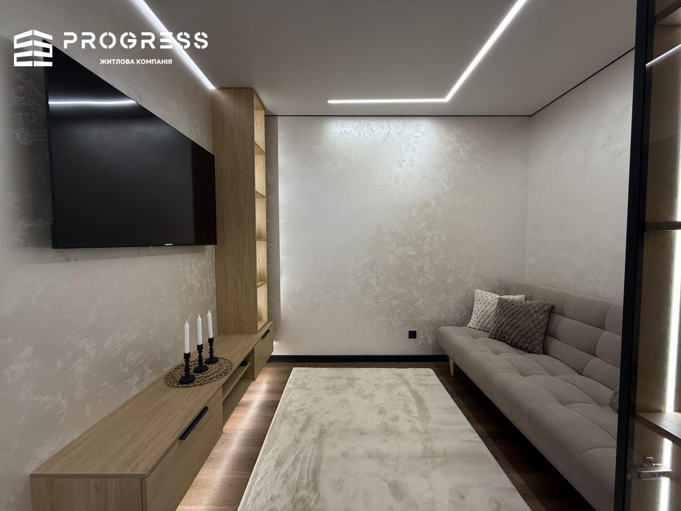 Sale of a 1.5-room apartment in the Knyahynyn residential complex with a view of the Alley. City center - 7
