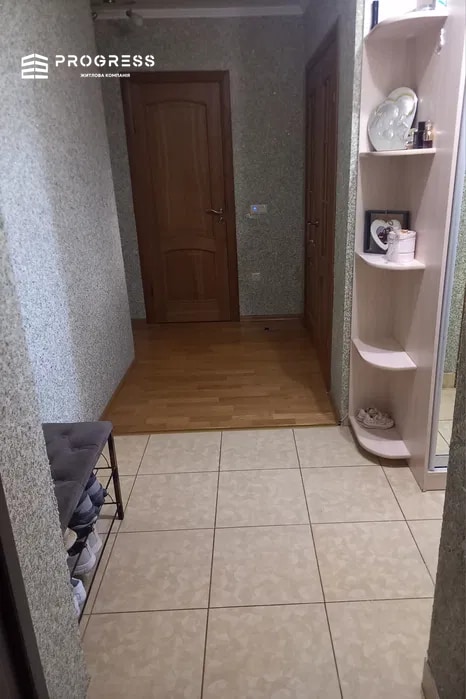 For sale 2-room apartment on Kysylevska street 32 - 2