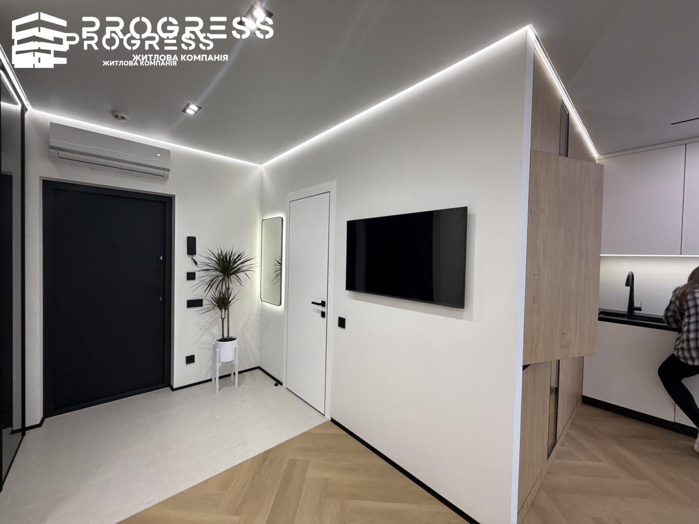 Sale of a 1-room apartment in the Center of the A5 residential complex - 12