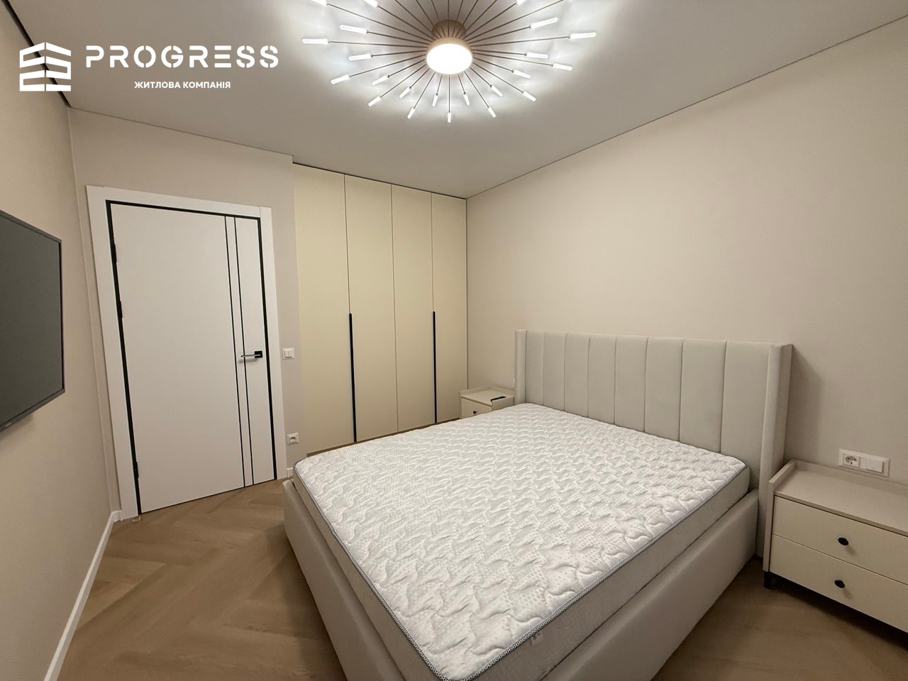 Rent of a 1-bedroom apartment in the Family Plaza residential complex 4