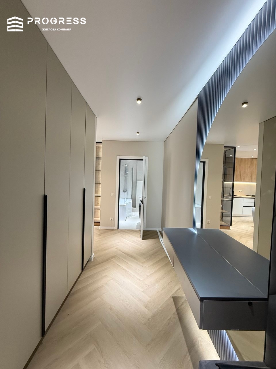 Rent of a 1-bedroom apartment in the Family Plaza residential complex - 12