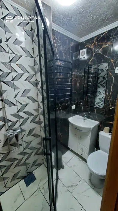 Sale of a 1-room apartment with renovation, North Boulevard 4 in 2