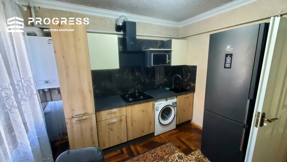 Sale of a 1-room apartment with renovation, North Boulevard 4 in