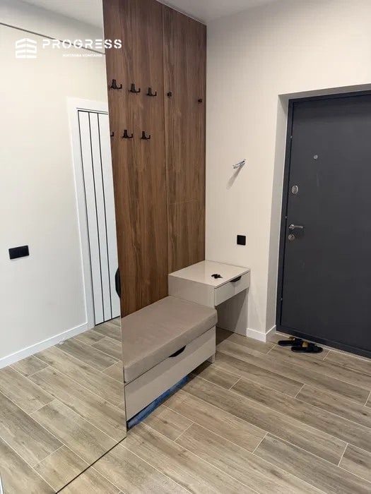 Rent of a 2-room apartment <br> In the very center - 14