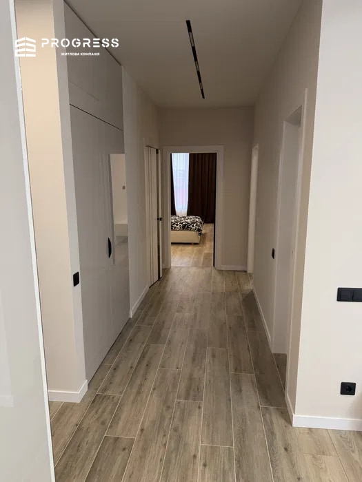 Rent of a 2-room apartment <br> In the very center - 13