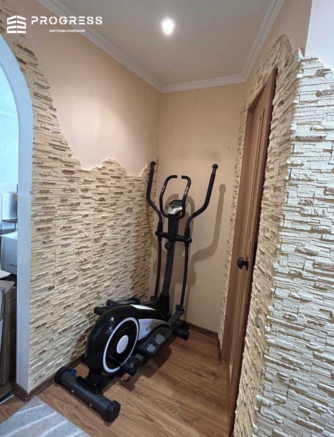 For sale 2-room apartment at 85 Dovga Street - 15