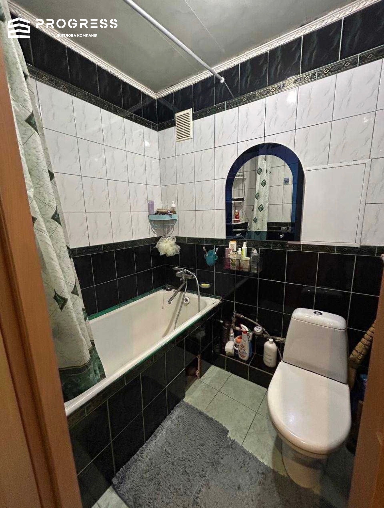 For sale 2-room apartment at 85 Dovga Street - 18