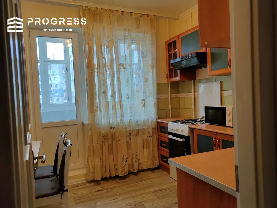 Продається 1 км.квартира вул. Василя Симоненка, 26А  - 7