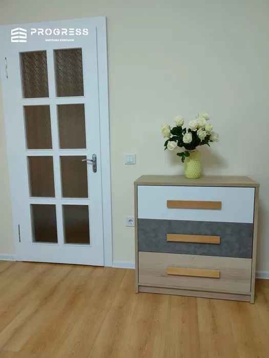 Продається 1 км.квартира вул. Василя Симоненка, 26А  - 4