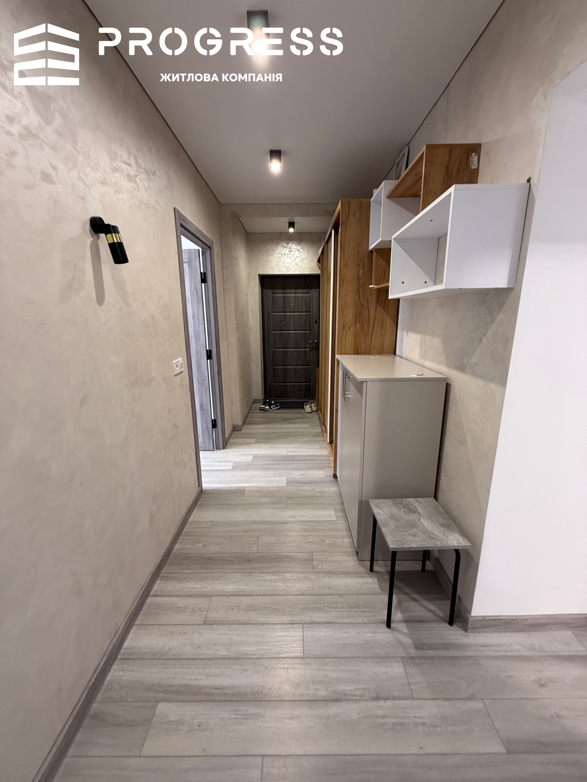 Rent a 3-room apartment in the Knyaginyn residential complex. - 15