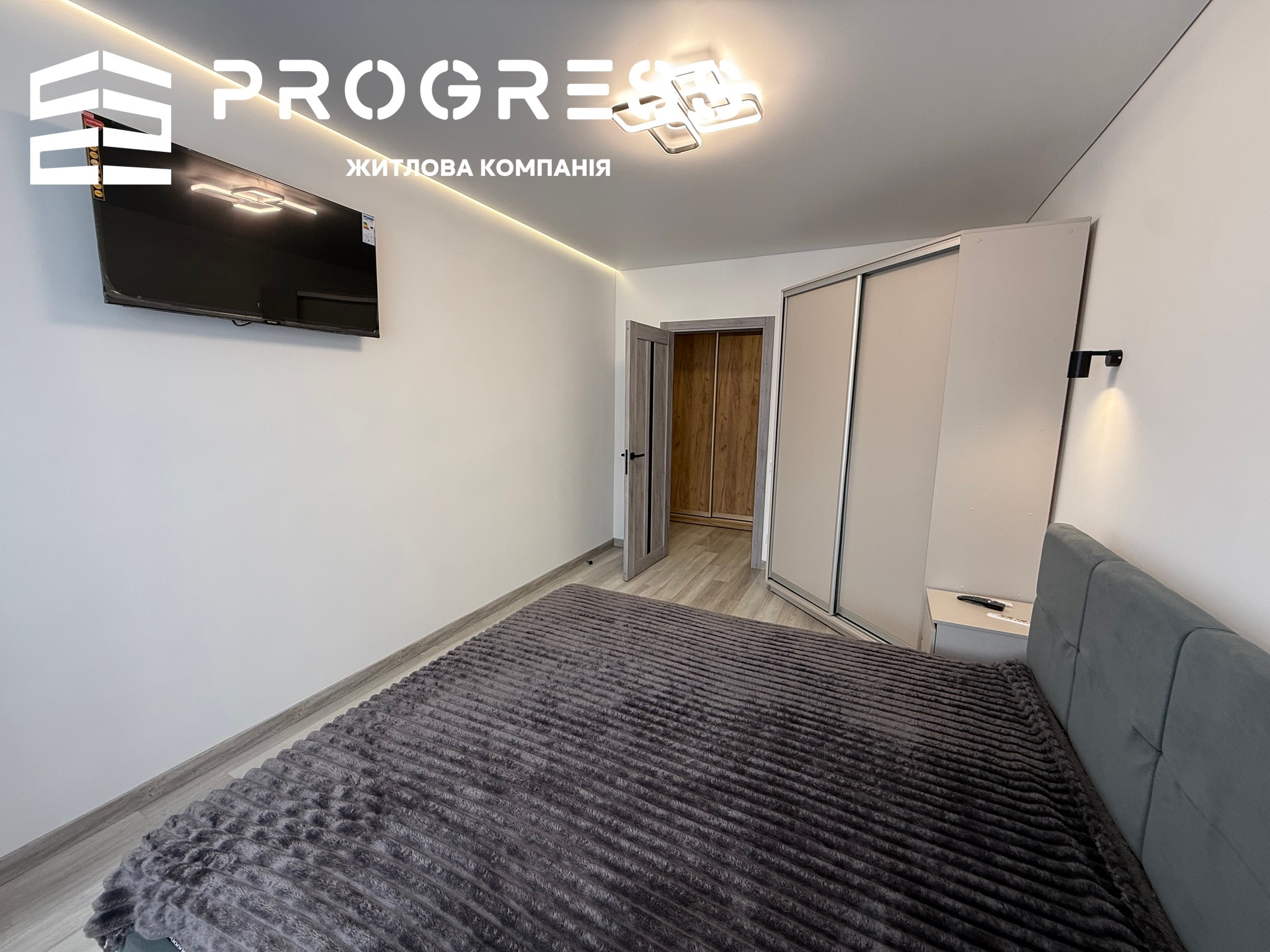 Rent a 3-room apartment in the Knyaginyn residential complex. - 14