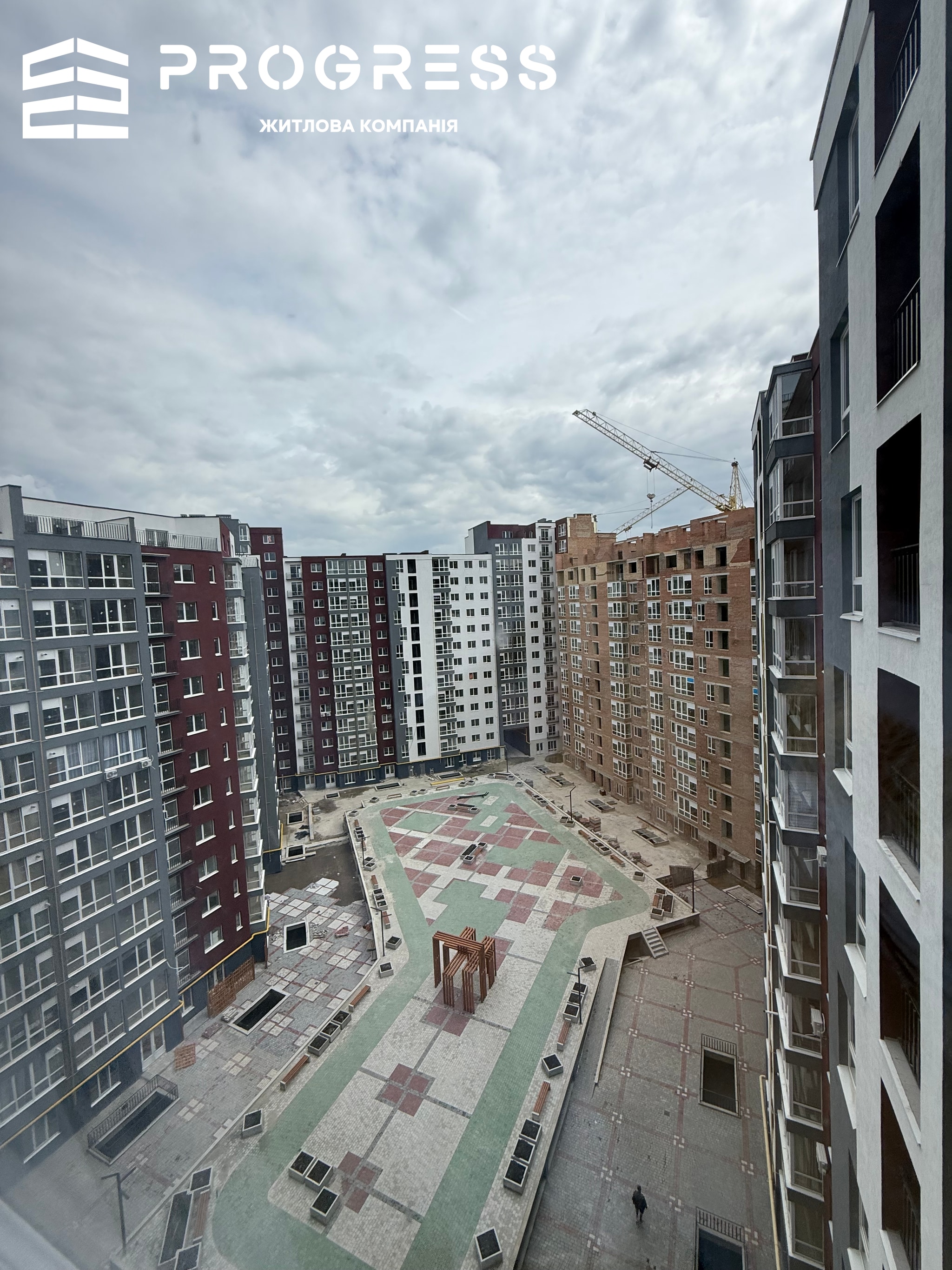 Rent a 3-room apartment in the Knyaginyn residential complex. - 12
