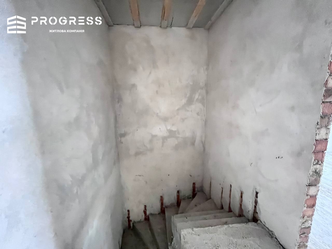 🏡 Sale of an end townhouse with garage and land plot - 17