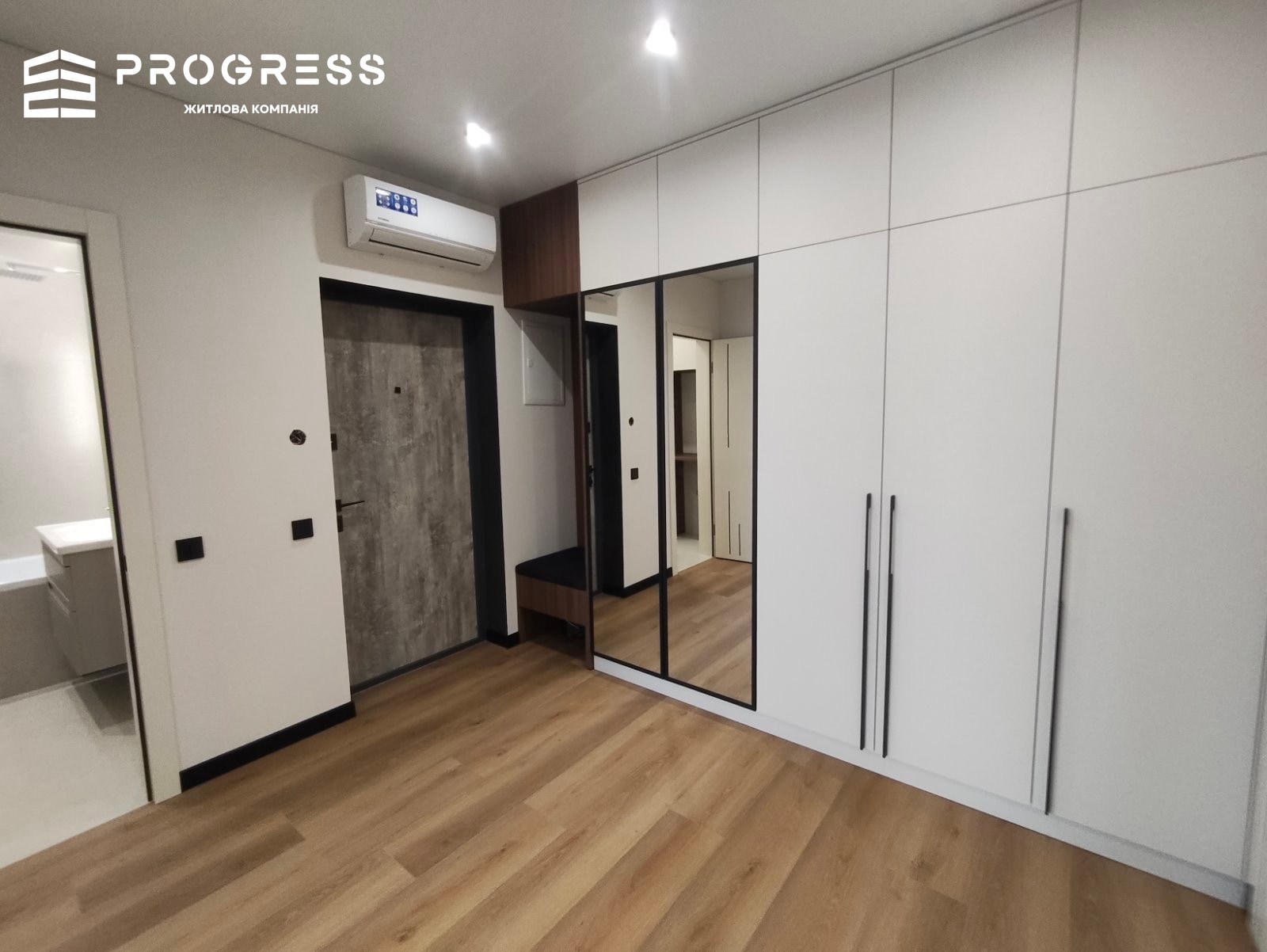 Продаж 2 кімнатної квартири в ЖК Липки2. Озеро. 4