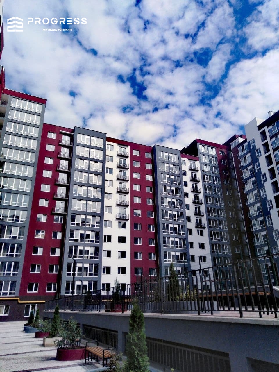 Продам 1 кімнатну в Центрі Міста за вигідною ціною - 3