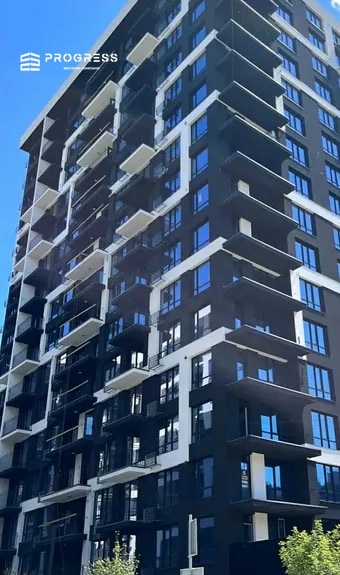 For sale: a 1‑room apartment with renovation in the Family Plaza residential complex. - 2