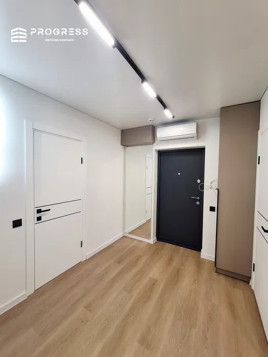 Sale of a 1.5-room apartment in the Family Plaza residential complex - 10