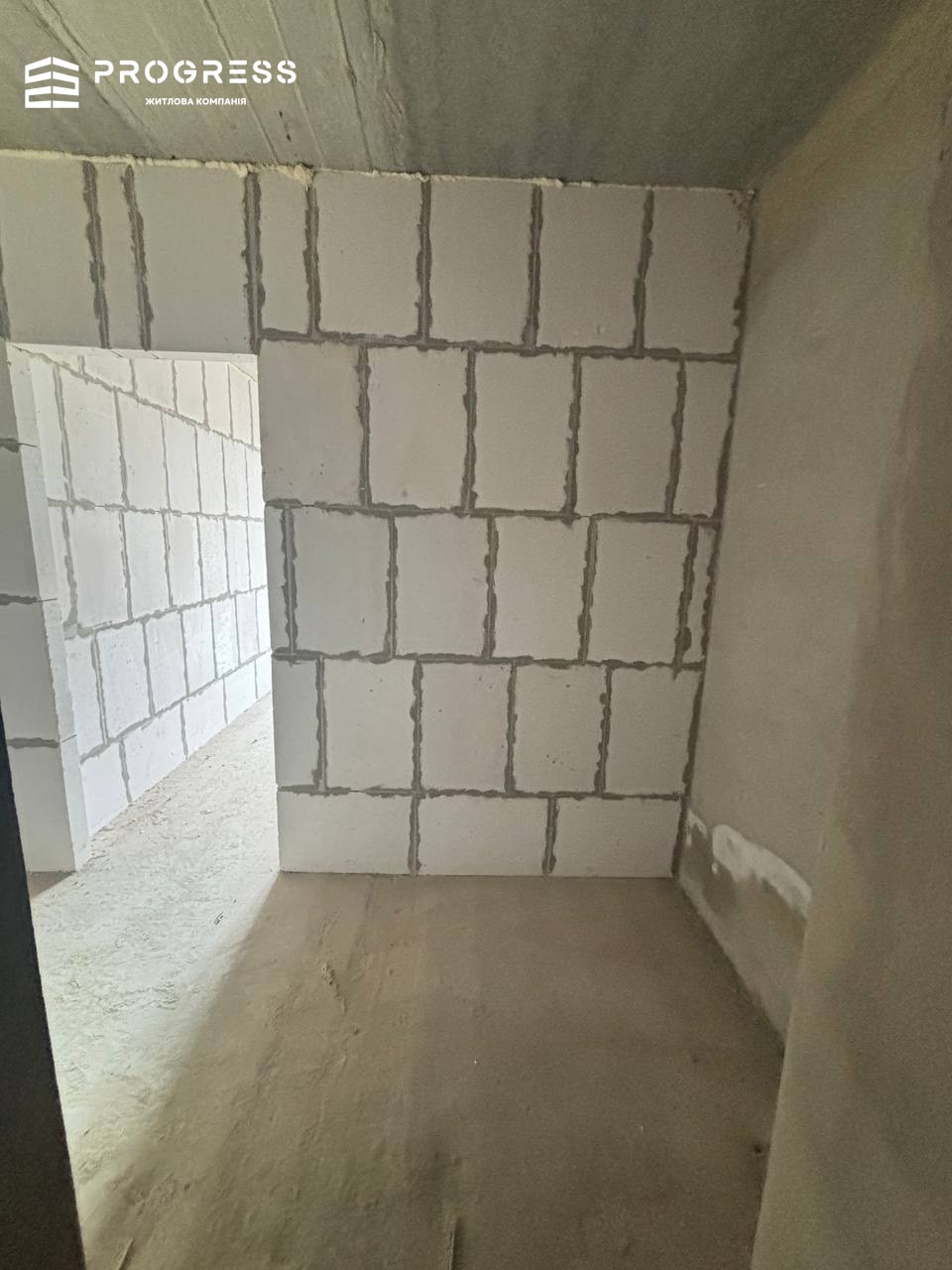 Продаж здана 1 кімнатна Центр Міста  - 10