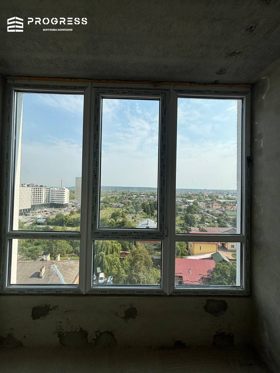 Продаж здана 1 кімнатна Центр Міста  - 4