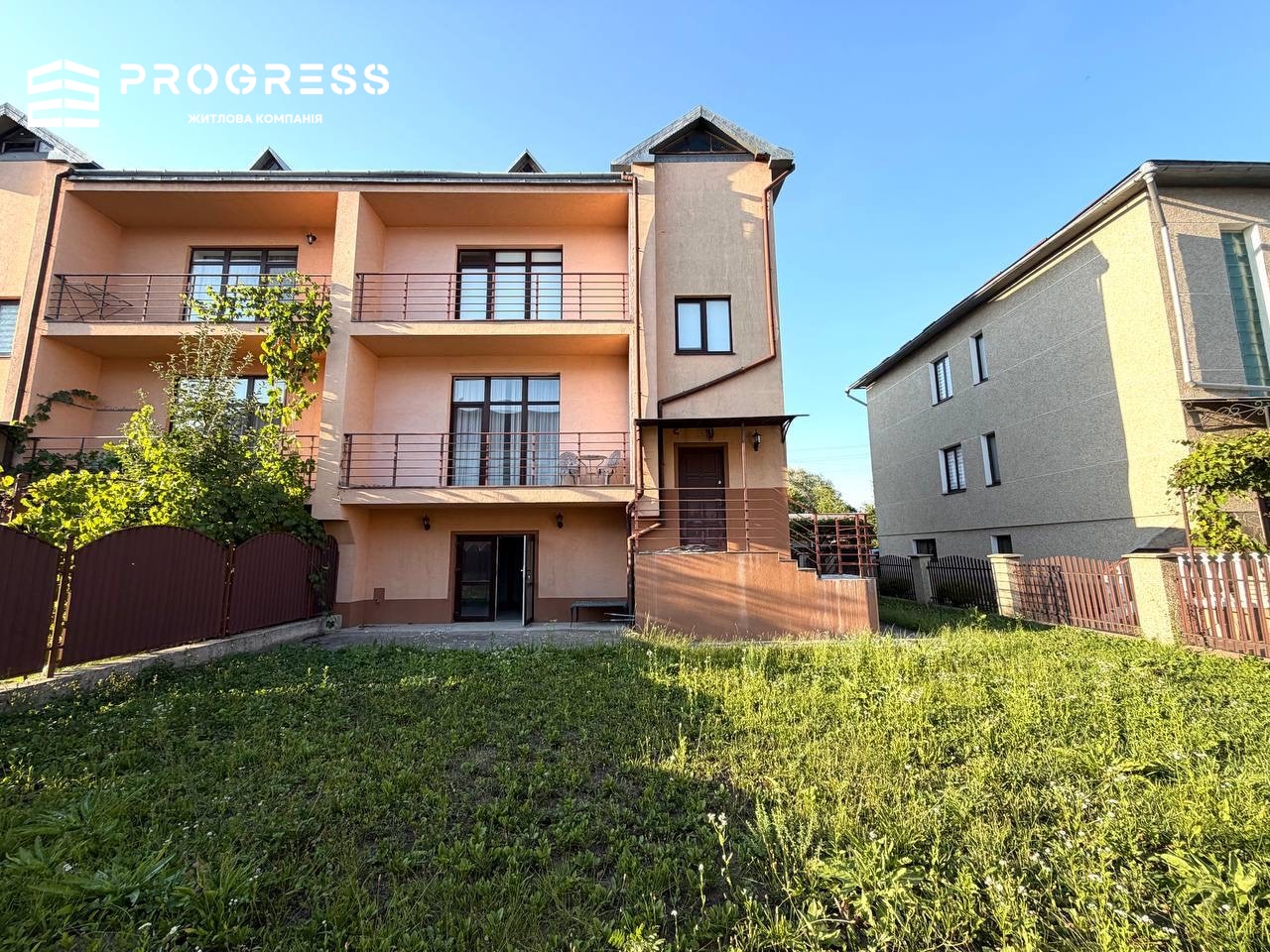 🏡 Sale of a 3-story duplex in Opryshivtsi | Luhova St. - 1