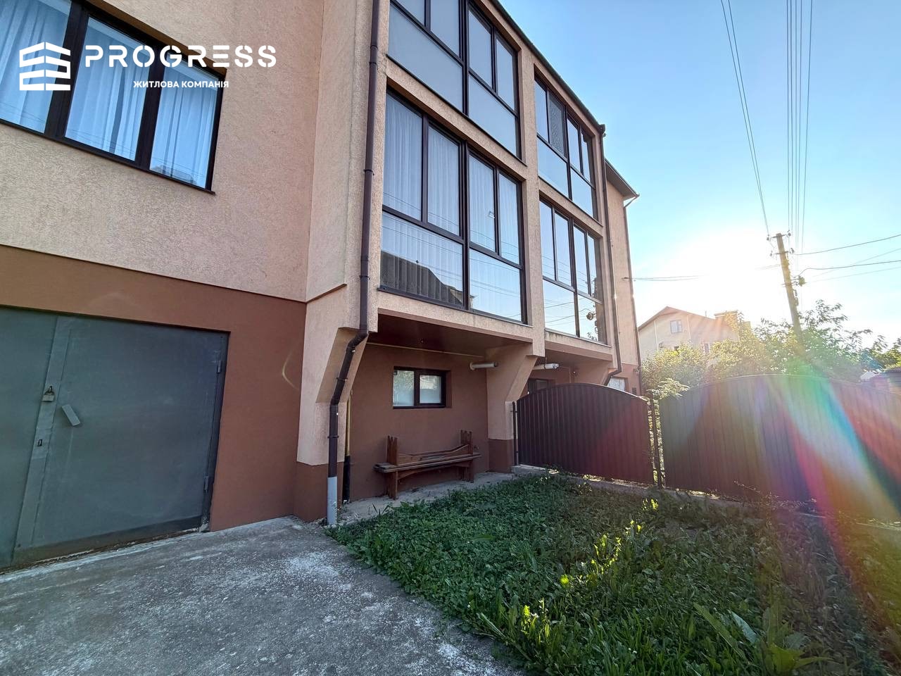 🏡 Sale of a 3-story duplex in Opryshivtsi | Luhova St. - 7