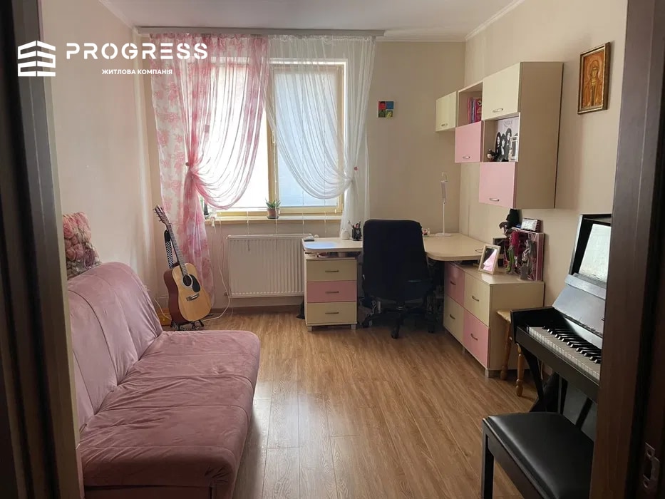 2‑room apartment for sale in the European City residential complex. - 4