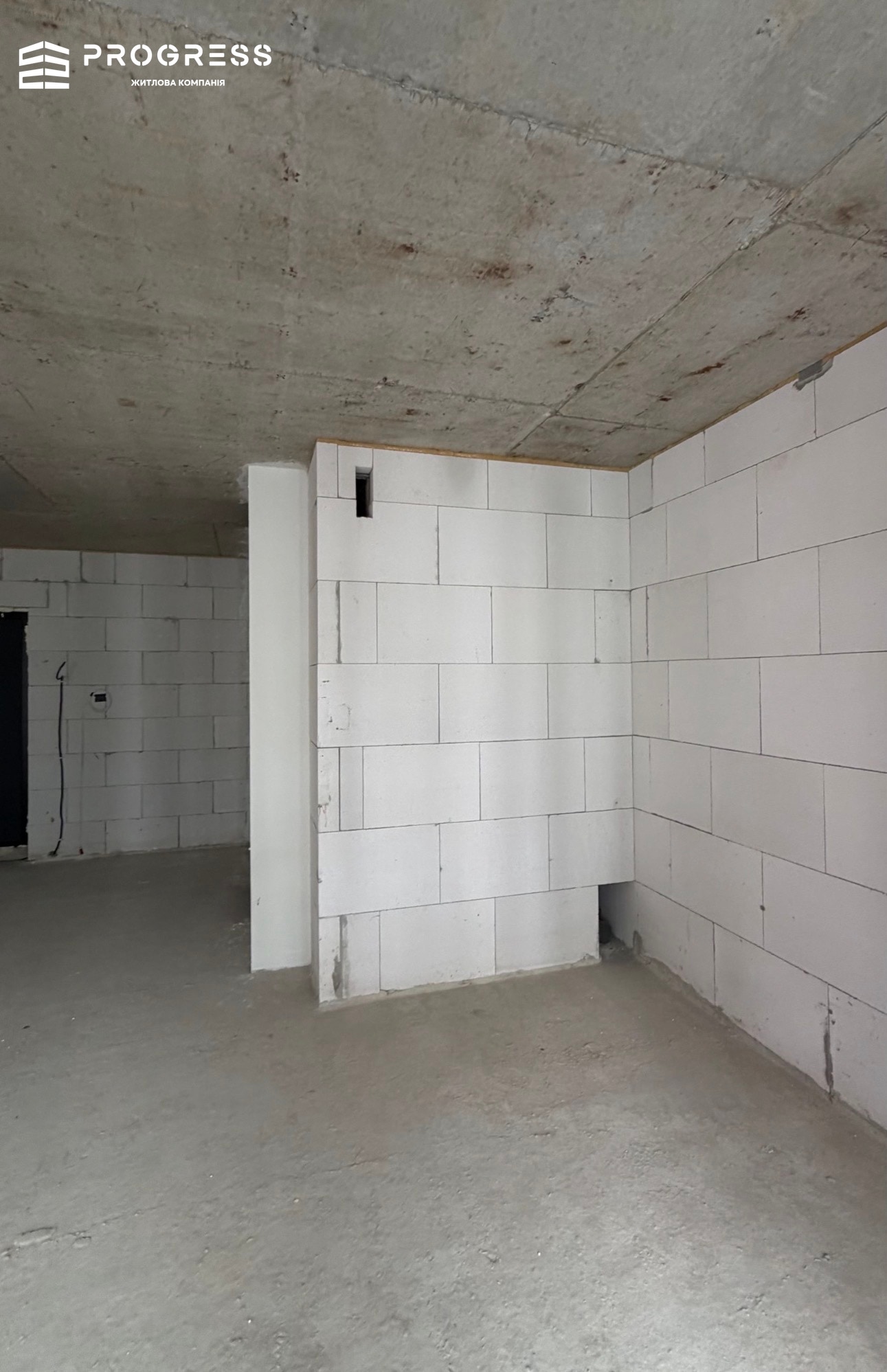 For sale a 2‑room apartment in the residential complex “Manhattan UP”, completed. - 8
