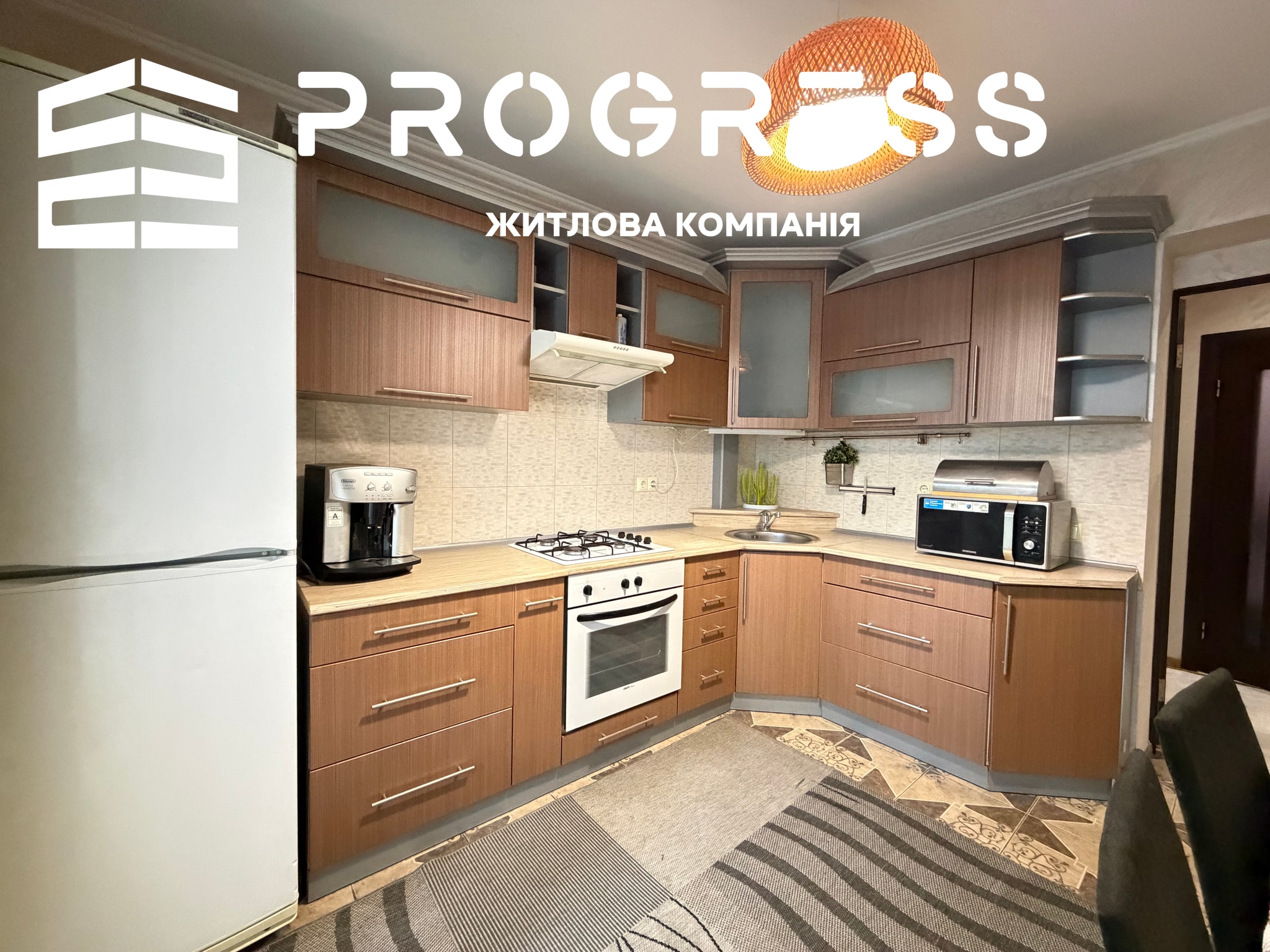 Продаж укомплектованої 2 кімнатної квартири вул. Вовчинецька  - 3