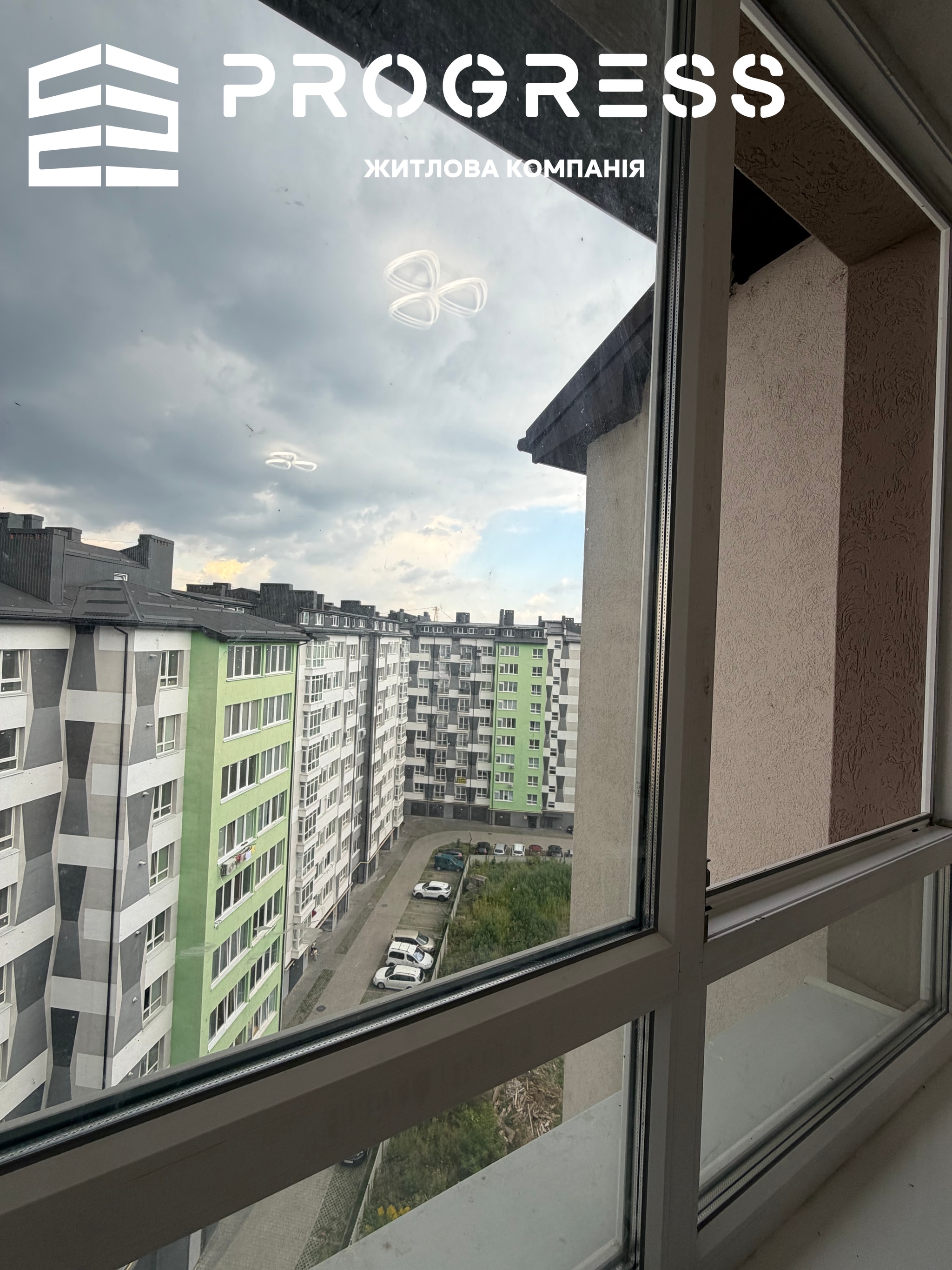 Продаж 4 кімнатної квартири дворівнева вул. Горбачевська - 12