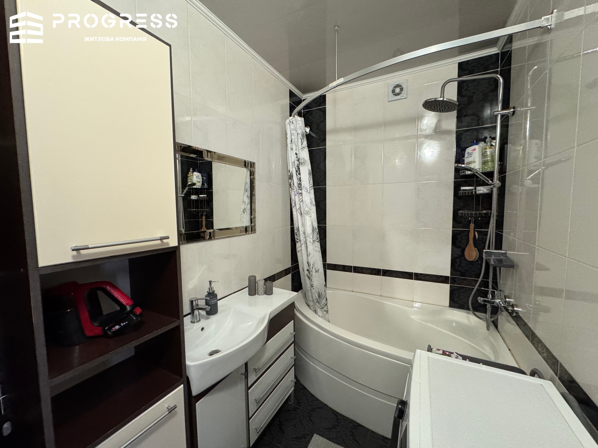For sale: 2‑room apartment, Klyuchny lane 5 - 7