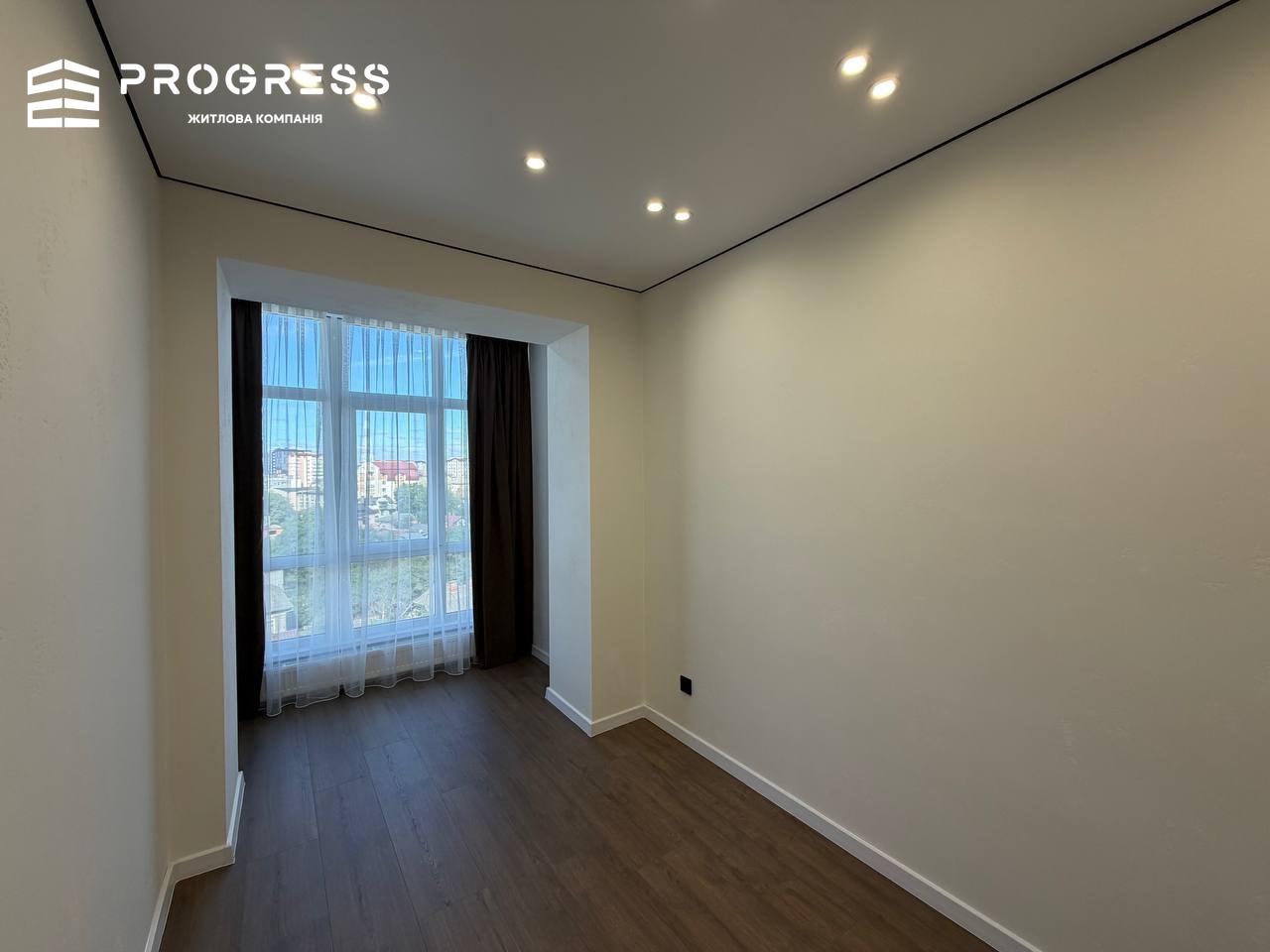 For sale: 2‑room apartment in the “Central Town” residential complex. - 19