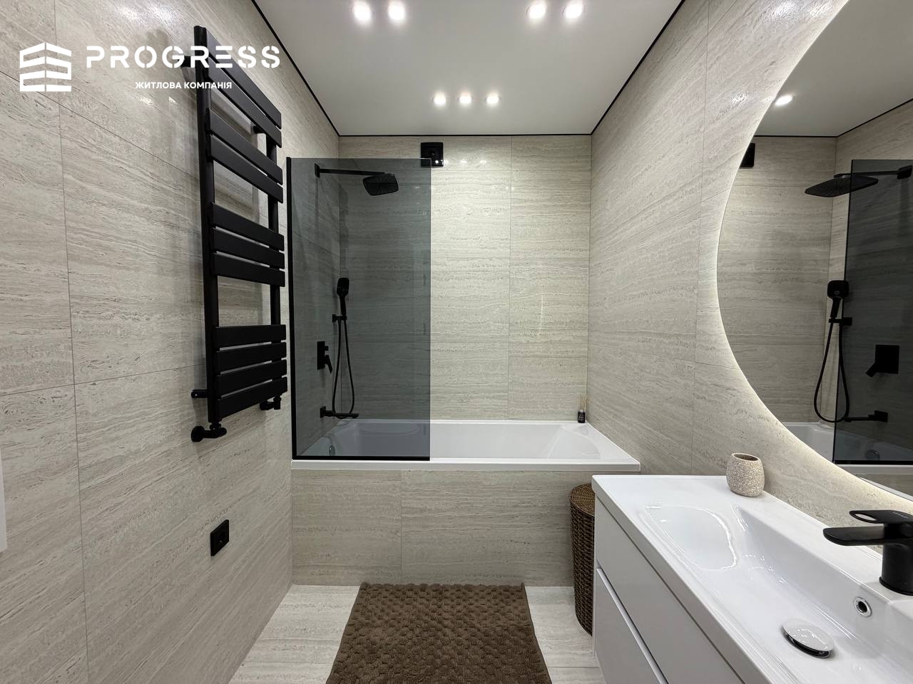For sale: 2‑room apartment in the “Central Town” residential complex. - 11