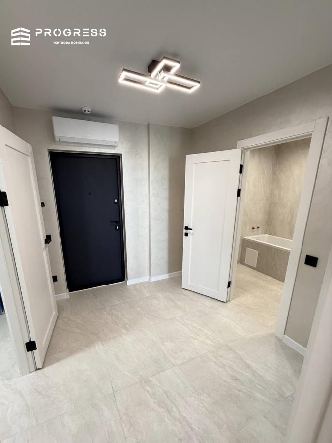 Sale of a 1‑room apartment in the U One residential complex. Veles - 6