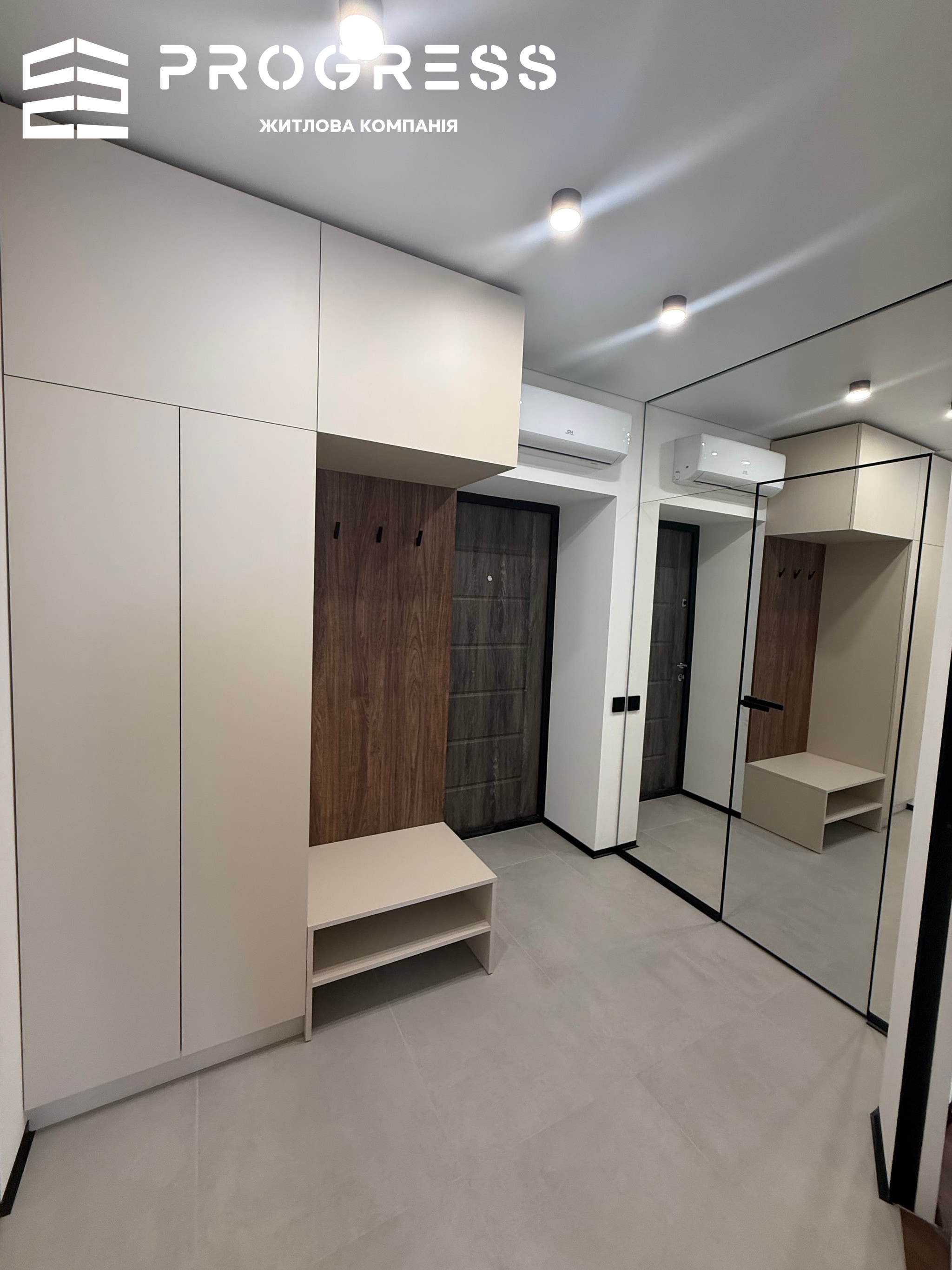 Продаж 1,5 кімнатної квартири у ЖК Містечко центральне. Центр міста - 12