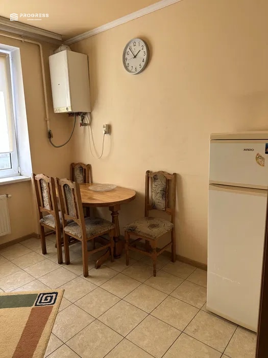 Продається 1 км.квартира вул.Миколайчука 30 2