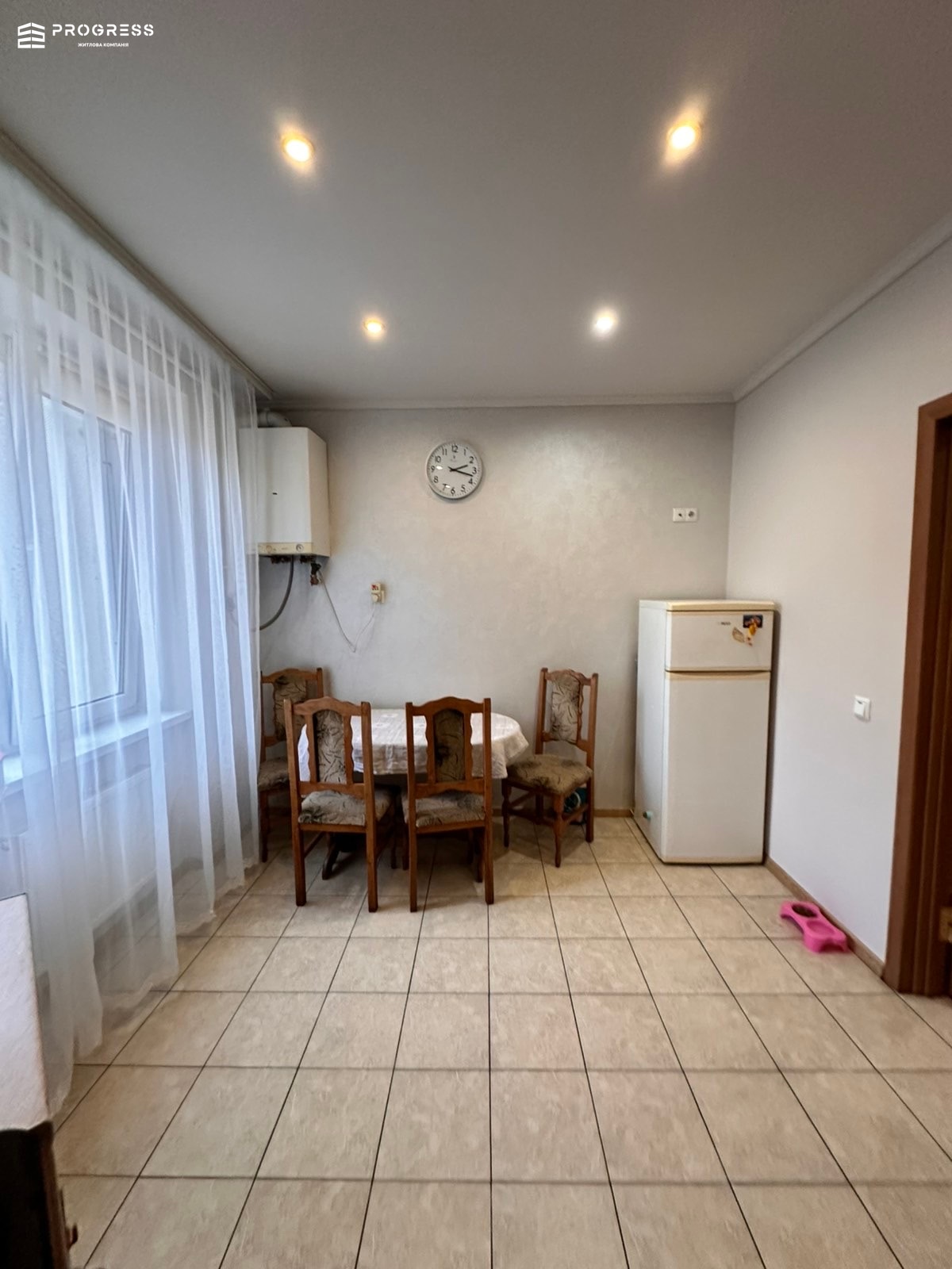 For sale: 1‑room apartment at 30 Mykolaichuka St. - 17