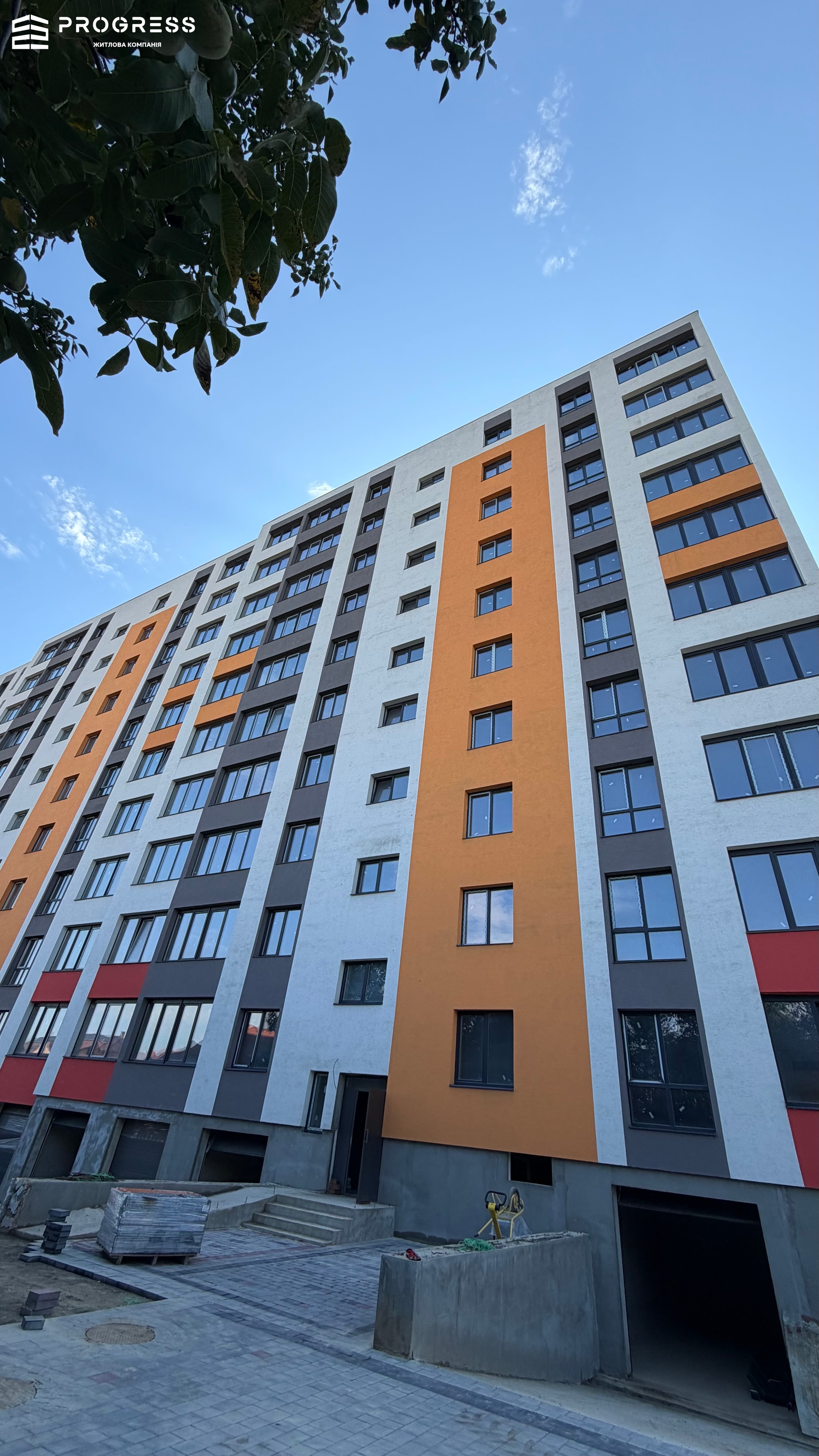 Sale of a 2‑room apartment + large studio in the “Vishnevyi” residential complex - 19