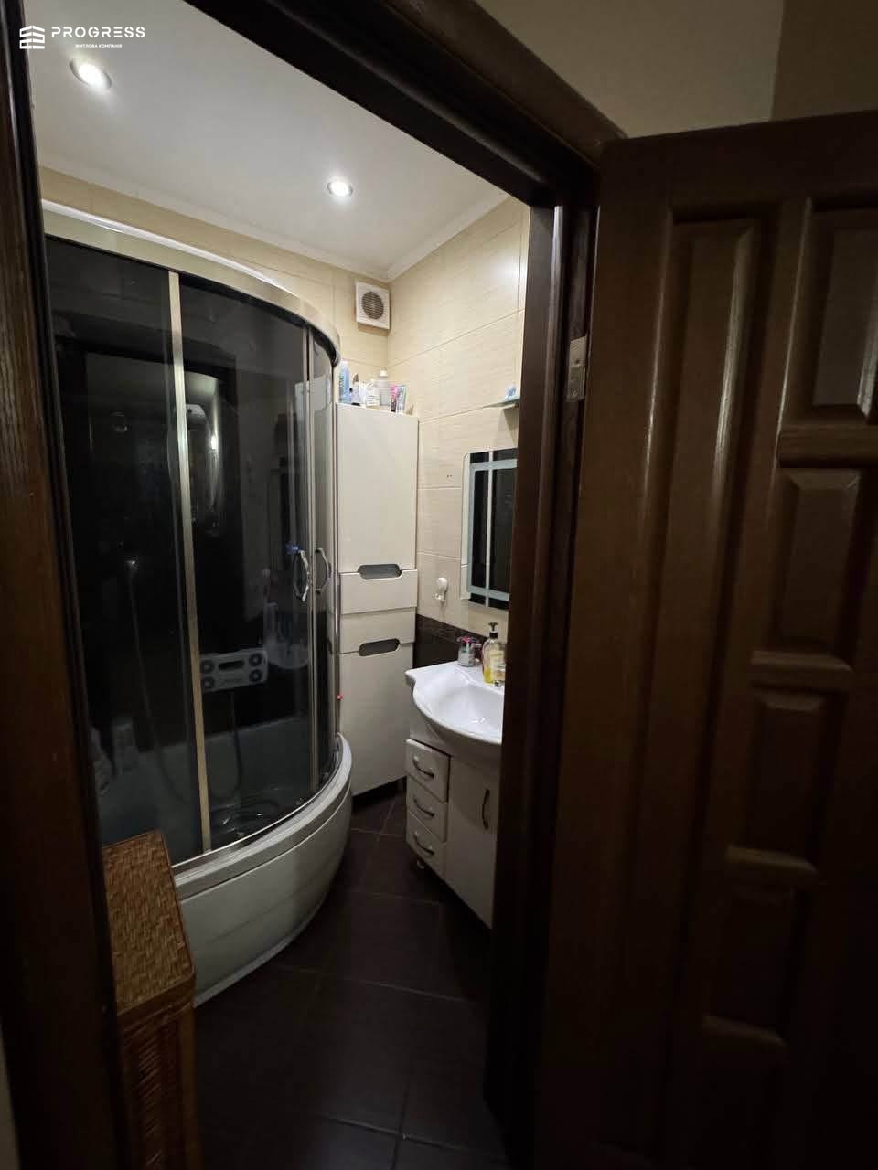 Sale of a 2‑room apartment on Halytska St. - 5
