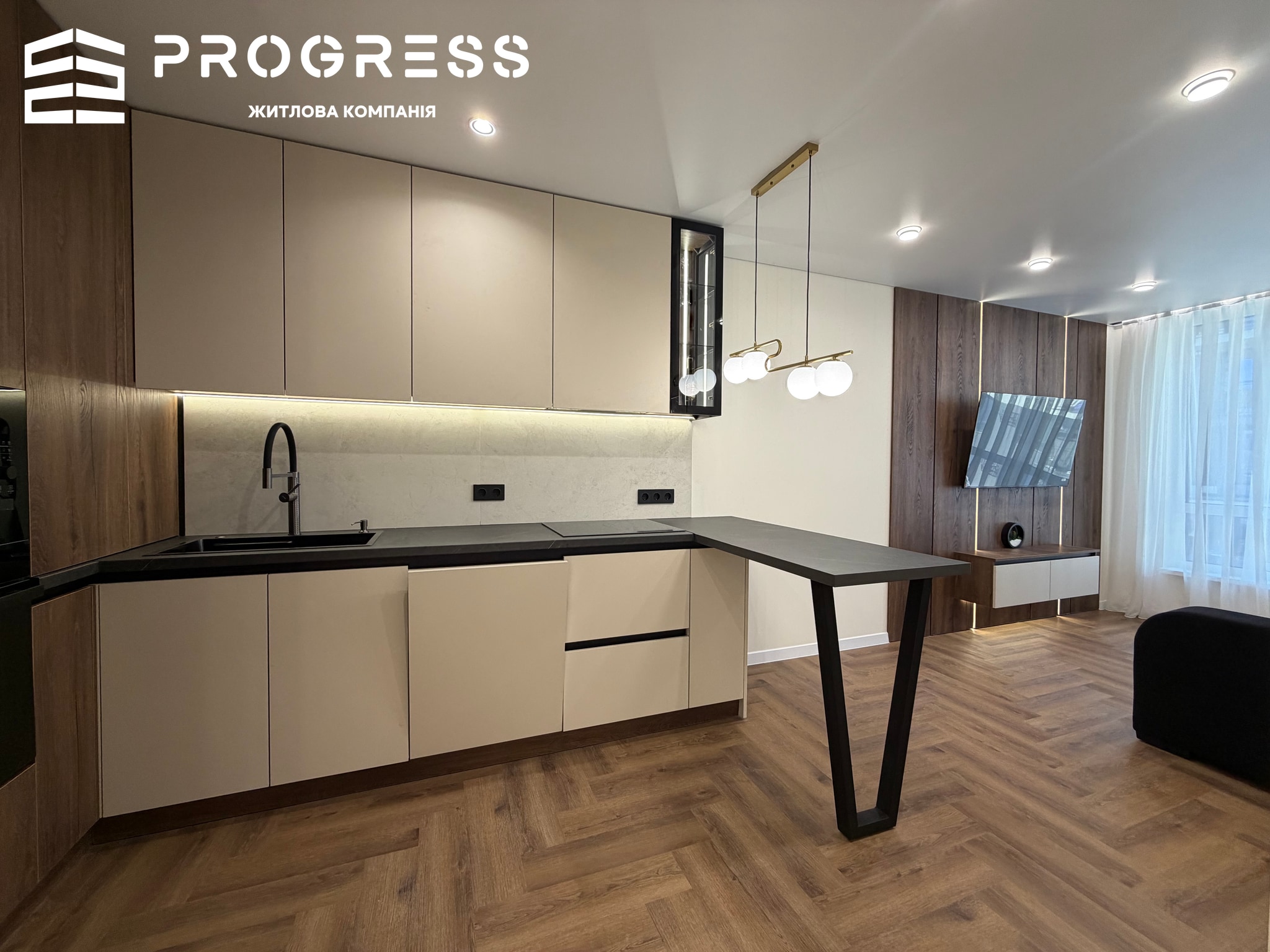 Sale of a 2‑room apartment with 3‑room functionality in the Family Plaza residential complex - 2