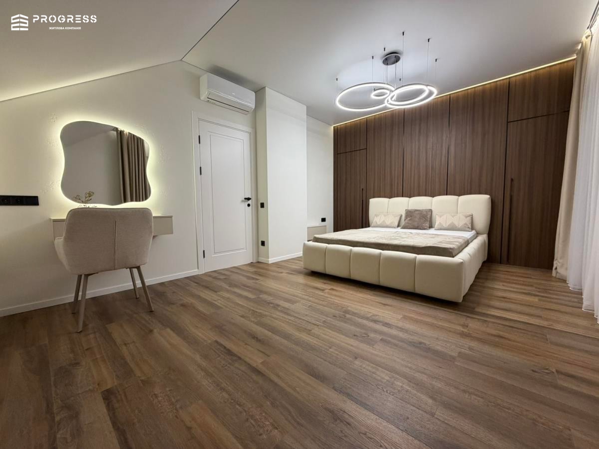 Sale of a two‑story house in Krykhivtsi 📍 - 13