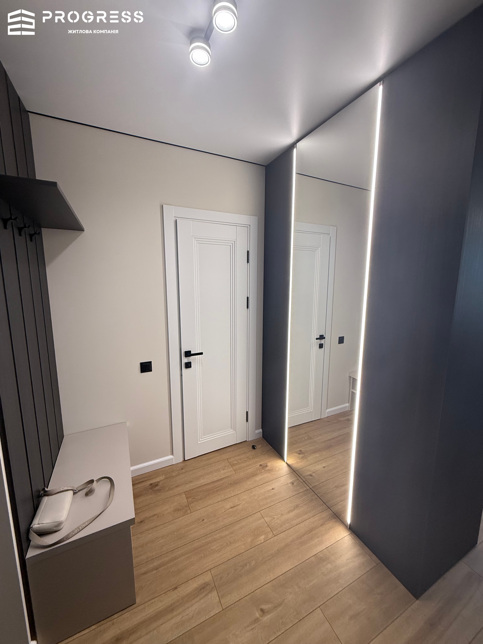 Sale of a 1-room apartment in the city center, residential complex A5 - 28