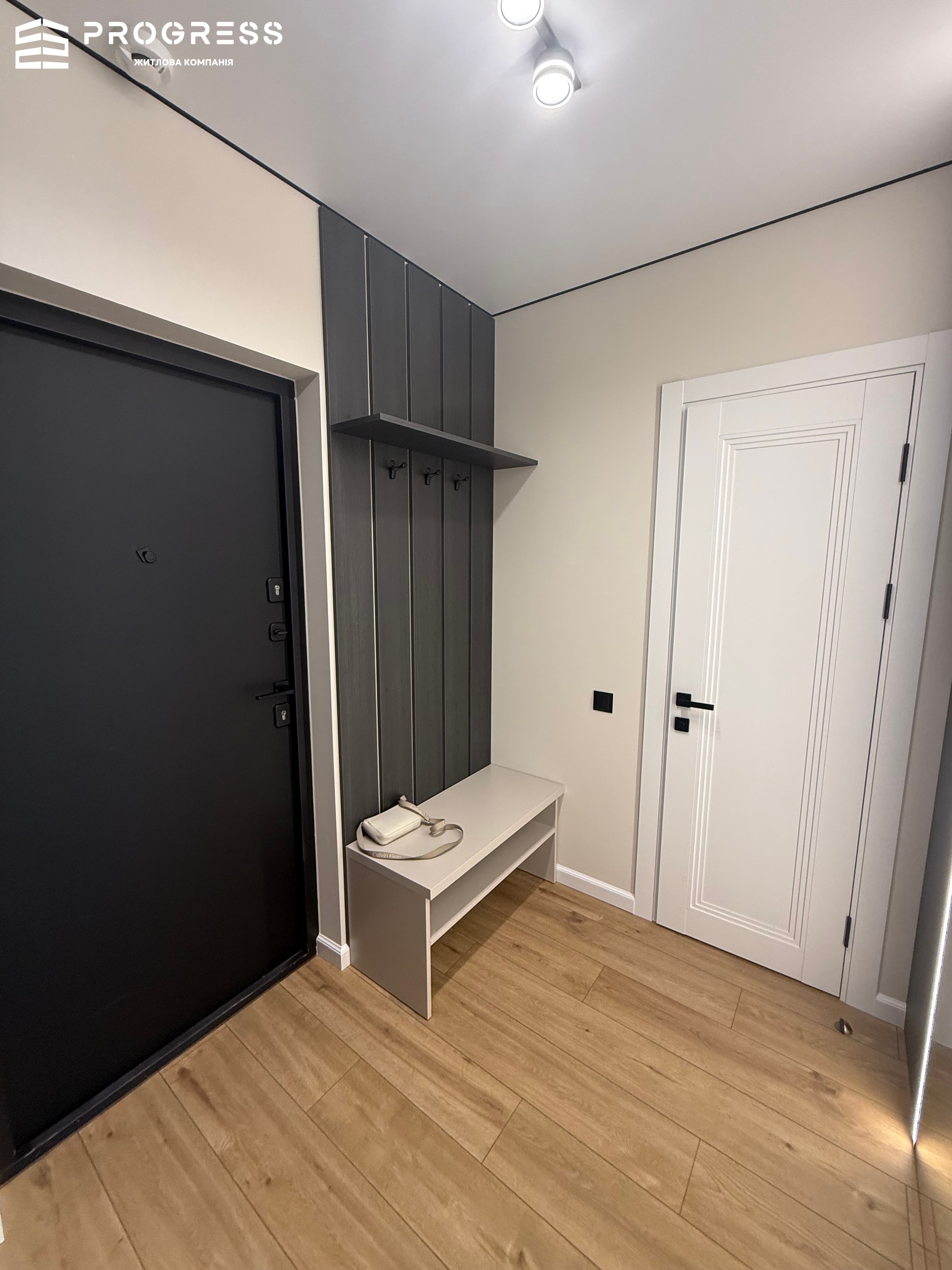 Sale of a 1-room apartment in the city center, residential complex A5 - 27