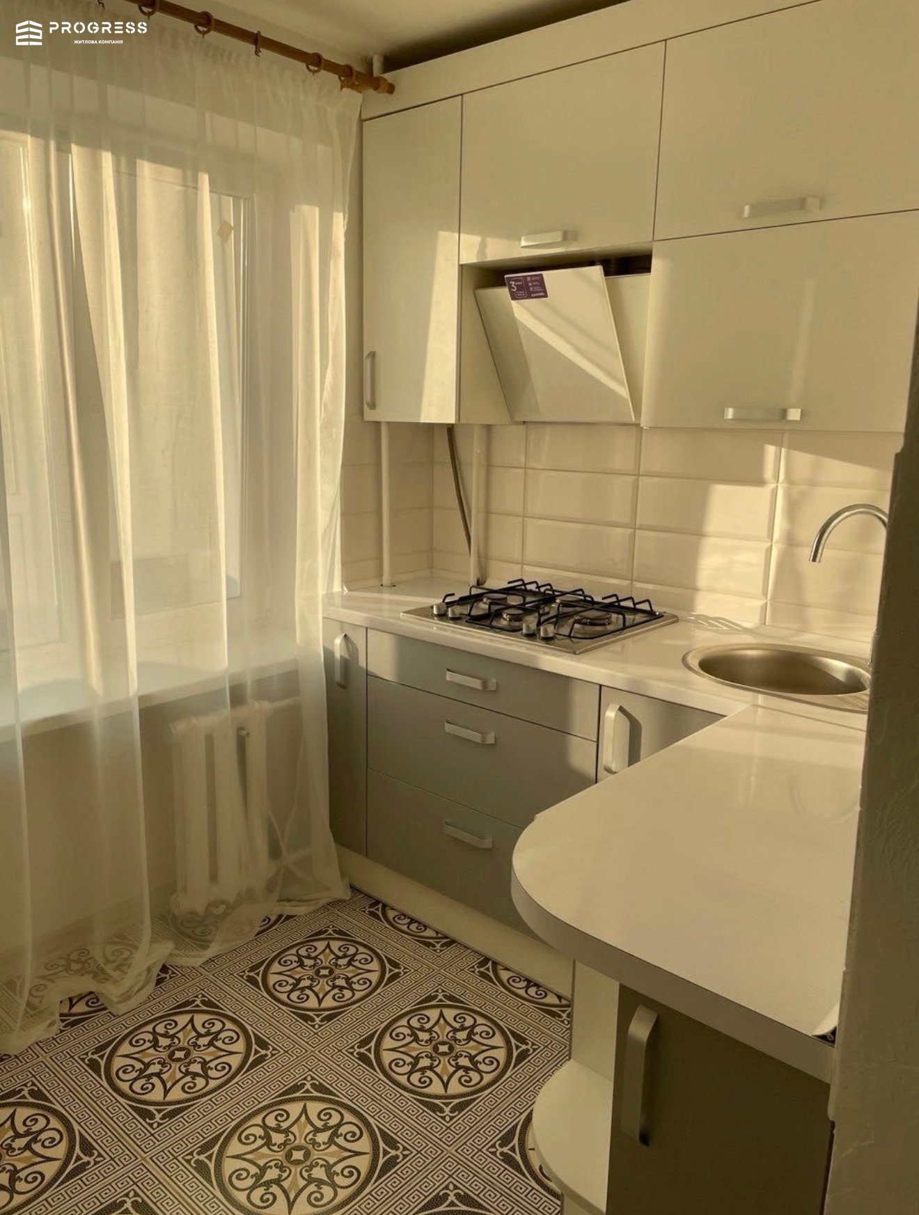 Продаж 1 кімнатної квартири район Каскад вул. Симоненка - 2