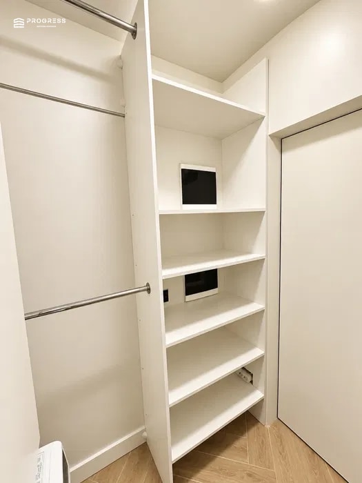For sale a 1.5‑room apartment in the Lipky 2 residential complex. - 16
