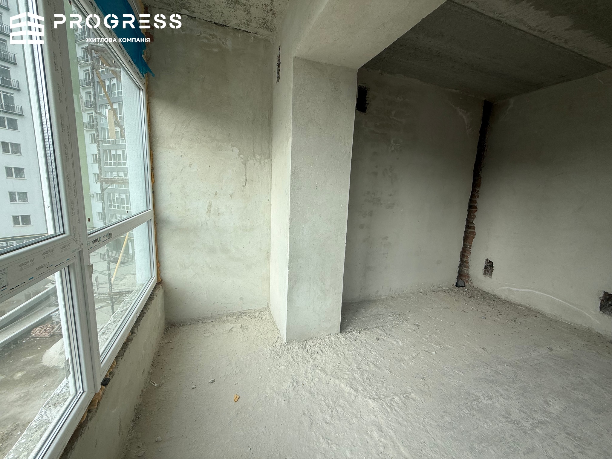 Sale of a 1‑room apartment in the Knyaginyn residential complex. Center. - 28