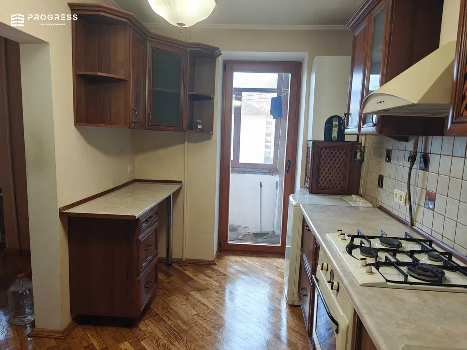 Продаж 3 км.квартири вул.Кисилевської 40 - 18