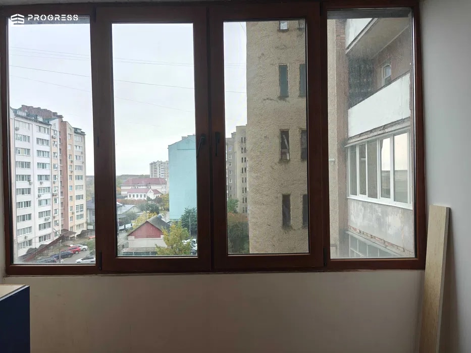 Продаж 3 км.квартири вул.Кисилевської 40 - 13